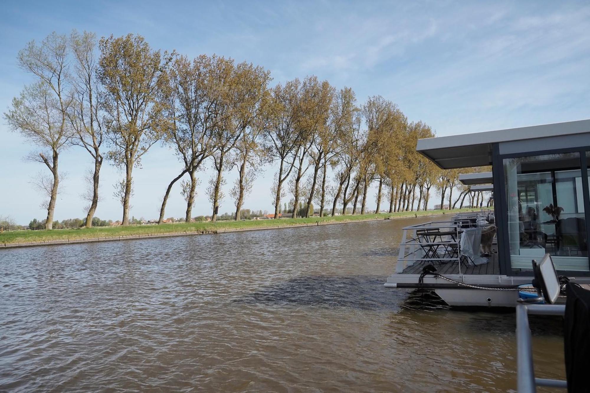 Hotel Houseboat Tiny Griffin Nieuwpoort Exteriér fotografie